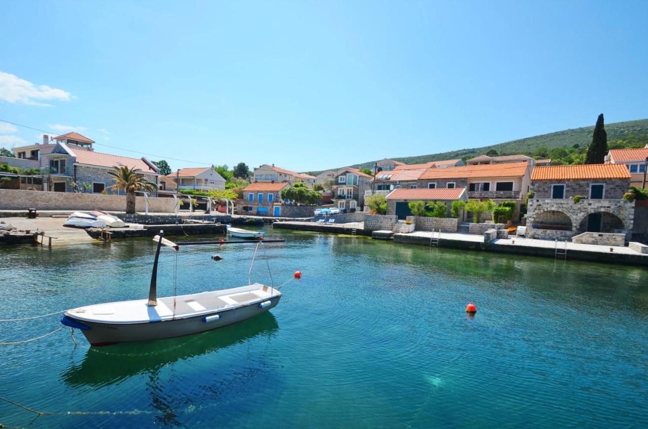 Apartment Romana Tivat Zewnętrze zdjęcie