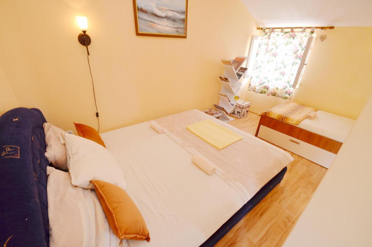 Apartment Romana Tivat Zewnętrze zdjęcie